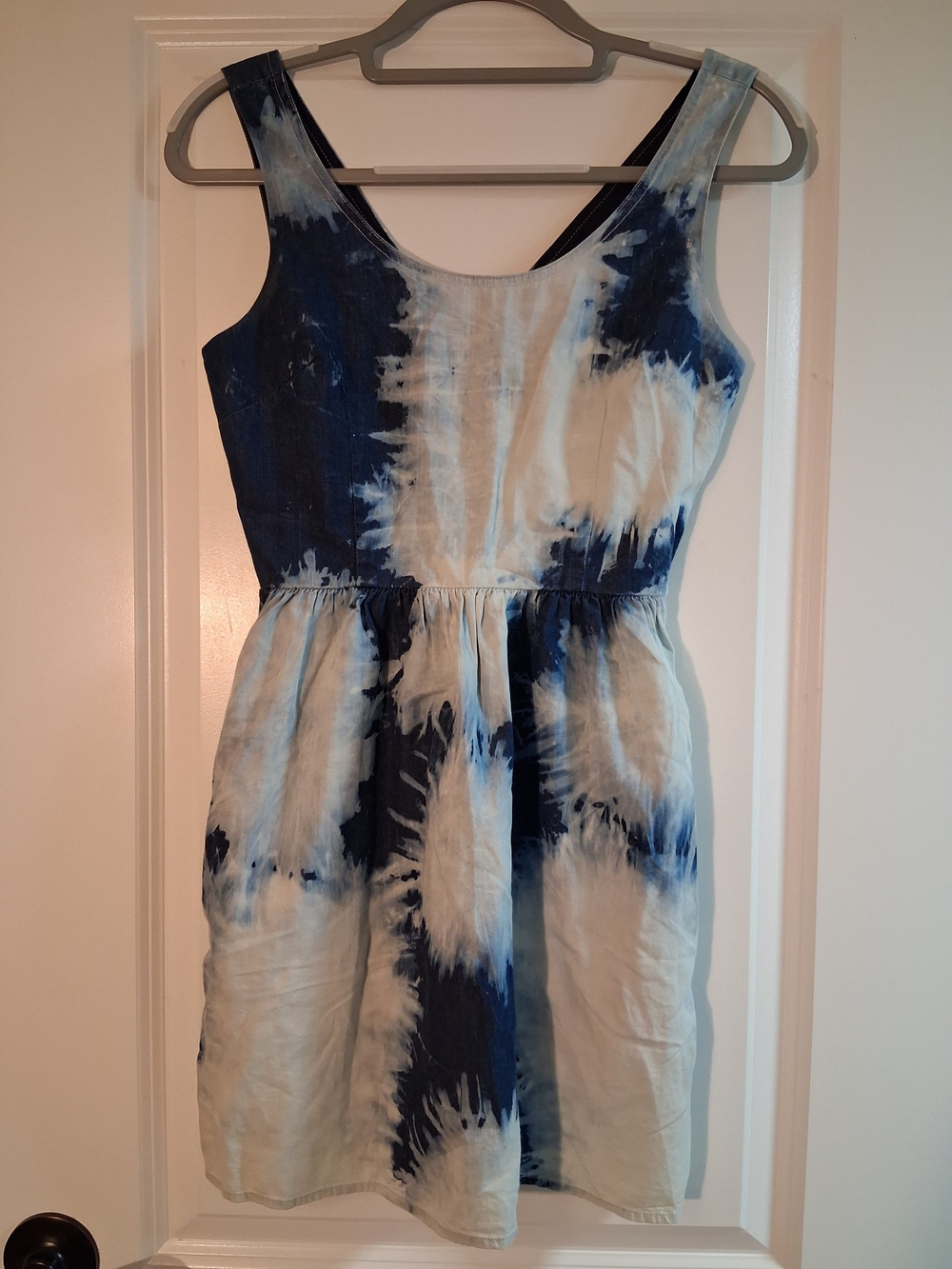 American Eagle Outfitters Blue and White Tie-Dye Mini Dress